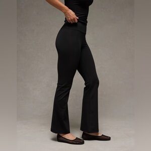 American Eagle Outfitters The Everything Flare Leggings